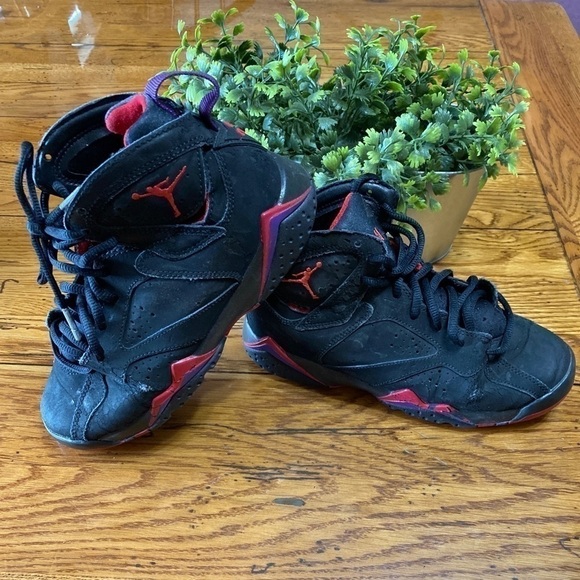 2012 Nike Air Jordan Retro 7 "Raptor" Black/red 4Y - Picture 1 of 9